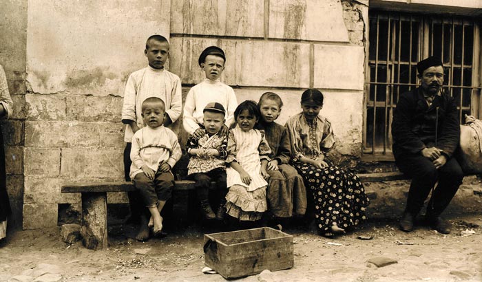 Murray Howe, A Moscow Orphanage, 1909, Sepia-toned Gelatin Silver Print 